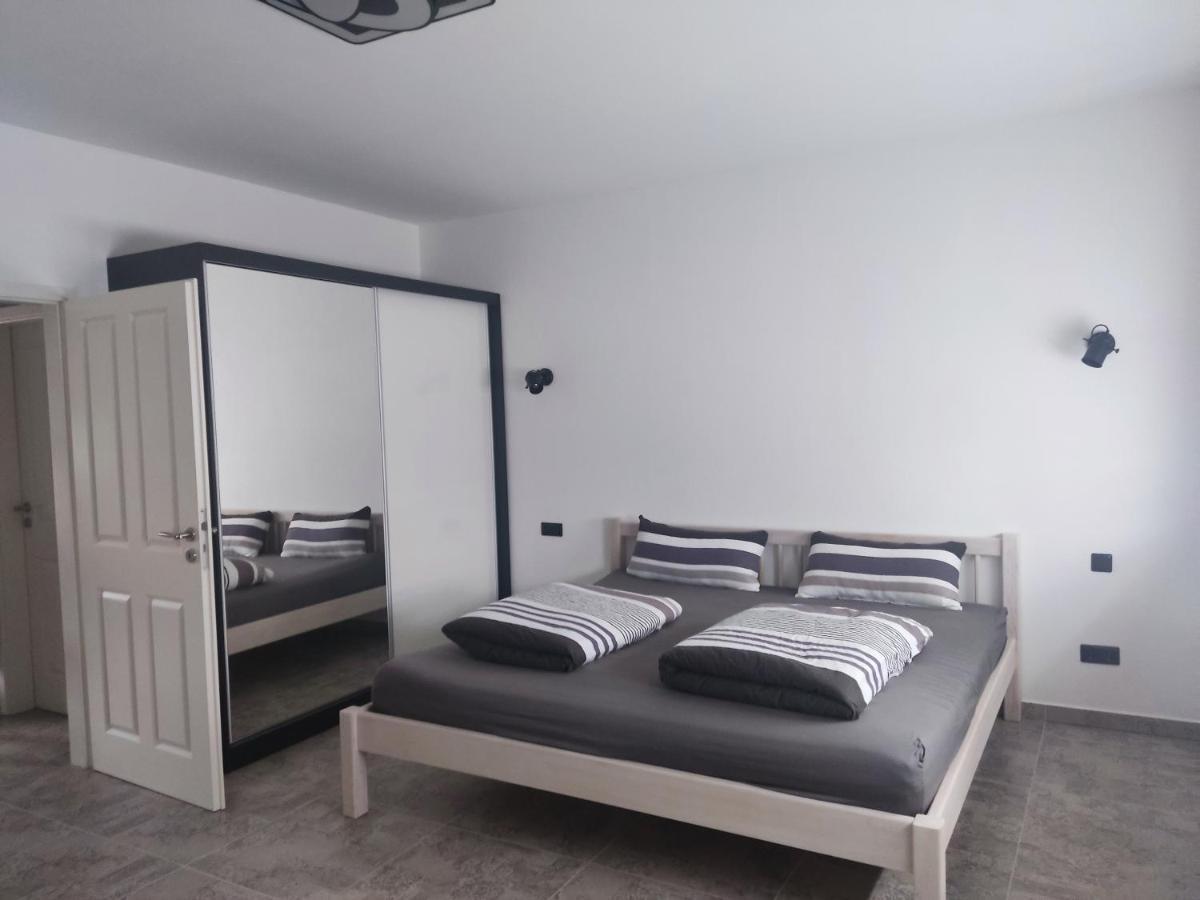 Ferienwohnung am Kapellplatz Altötting Exterior foto